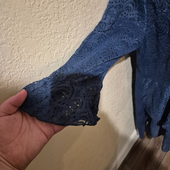 NWOT Zadie B's Aleah Lace Top in French Blue - Picture 2 of 5